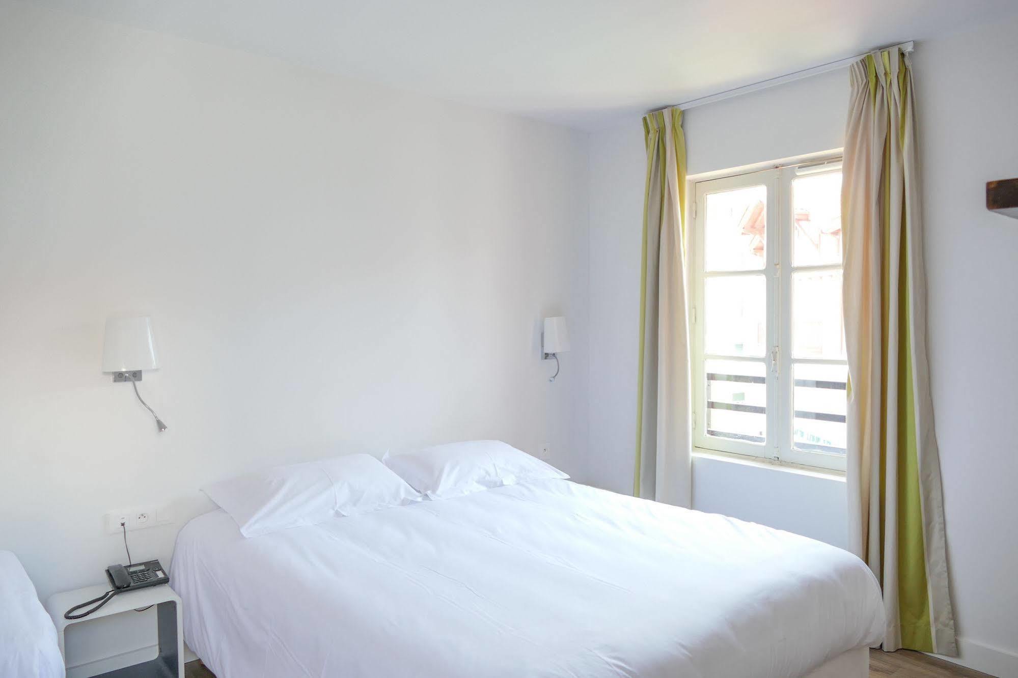 Boutique Maria-christina Hotel 3*
